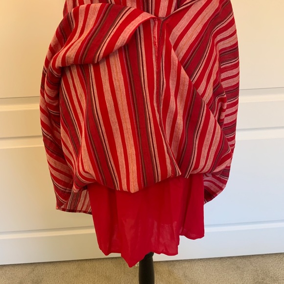 ❤️ Striped Red Halter Dress ❤️ - Picture 4 of 16